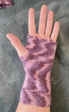 NEW PURPLE KNITWEAR HAND WARMERS. FINGERLESS GLOVES. MADE IN IRELAND.