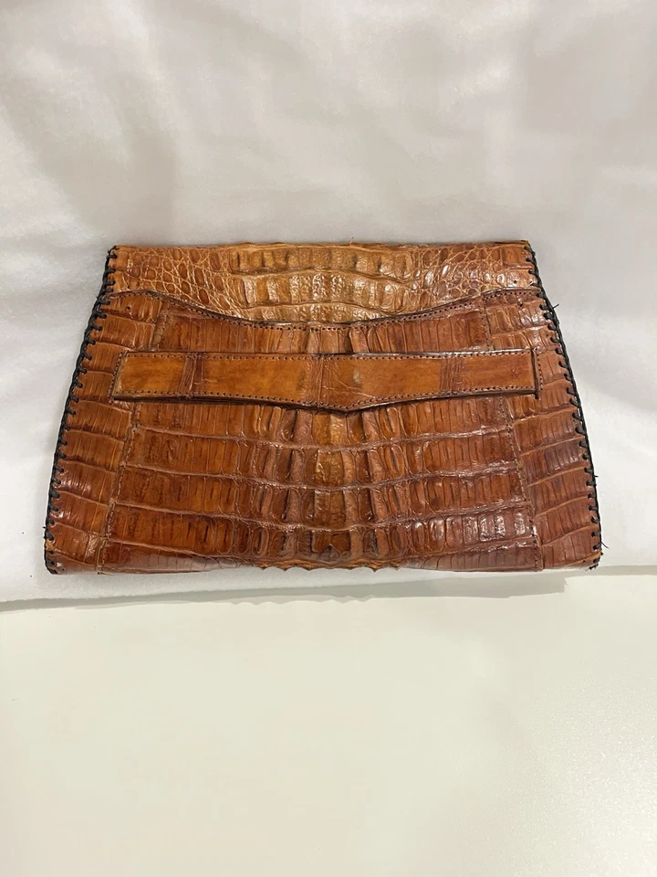 Cartera sin asas vintage genuina de cocodrilo años 50 plegable solapa frontal Foto 2 de 4