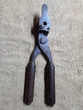 Antique Winchester 40-82 Bullet Mold Cast Iron Wood Handles Mould RARE Caliber