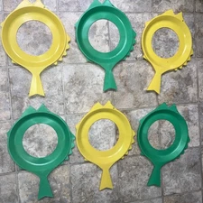 6 Vintage Plate Mate FISH Paper Plate Holders 70s Plastic Picnic RV Camp Green