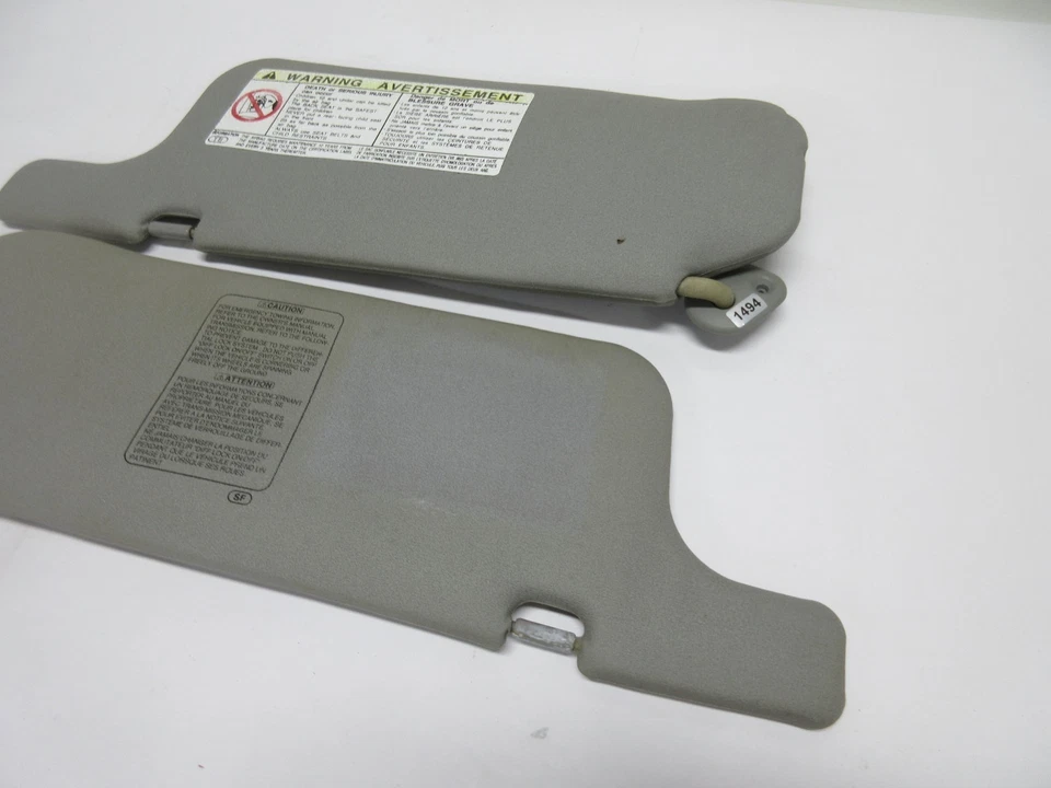 Parasoles Toyota Rav4 1996-2000 OEM gris lado del conductor del pasajero pantalla de vinilo Foto 4 de 4