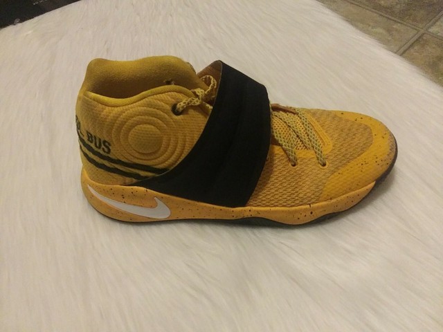 nike kyrie school bus shoes