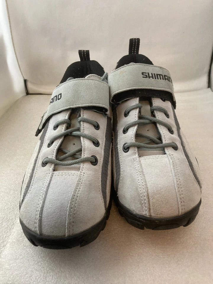 Shimano Shoes Mens 7 SPD Cycling Hook Fasteners Sneakers SH-MT40W Gray Leather  - Image 3 of 4