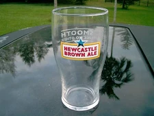 SMOOTH LIKE NO OTHER.  NEW CASTLE  BROWN ALE   BEER BEVERAGE GLASS 