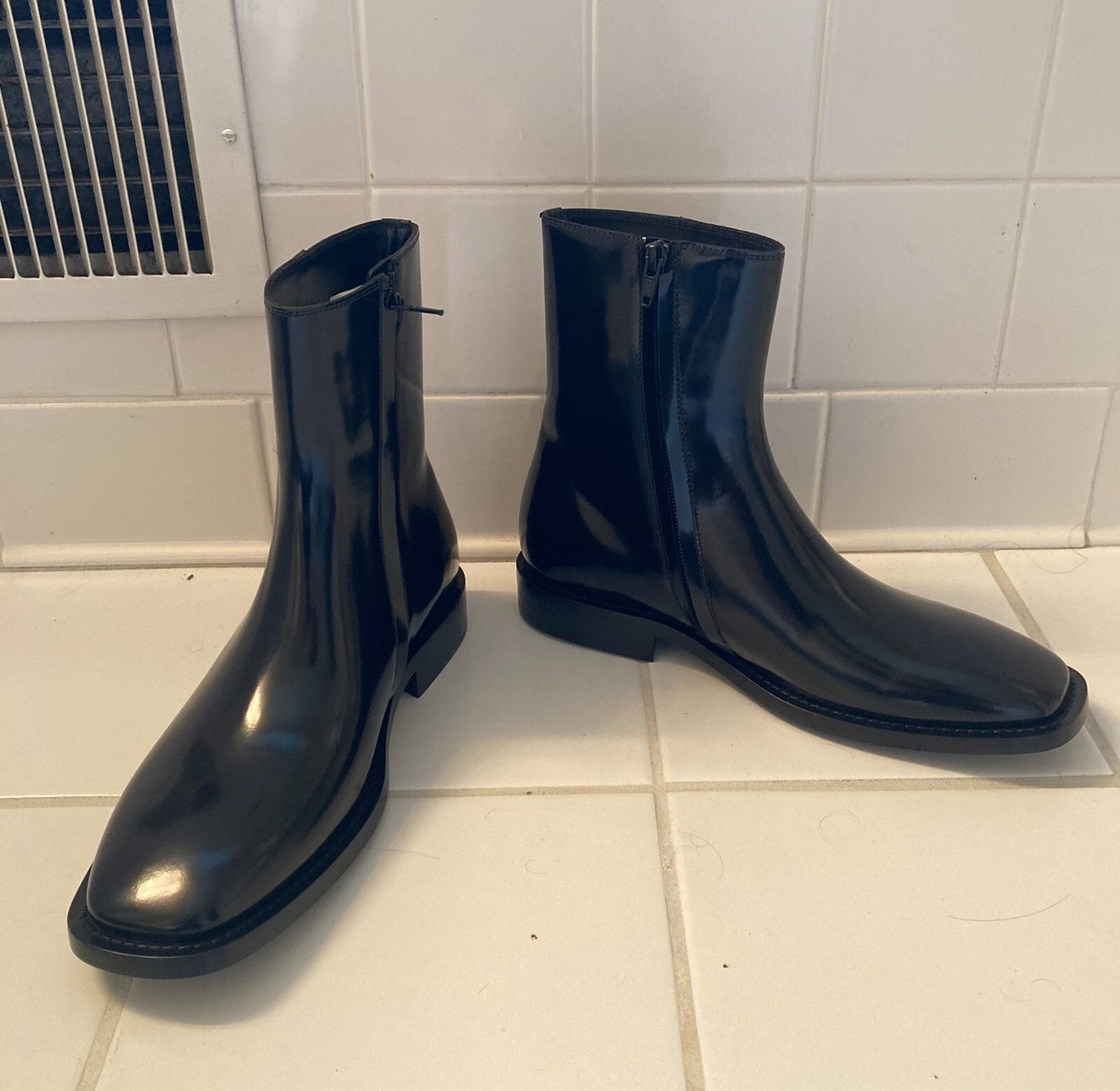 Balenciaga women boots . Size 40 Balenciaga Ankle Boots, Size 40 EU main image 3