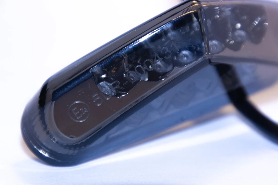 LED Rücklicht Motorrad Universal e-geprüft mit integr. Kennzeichenbeleuchtung - Bild 2 von 4