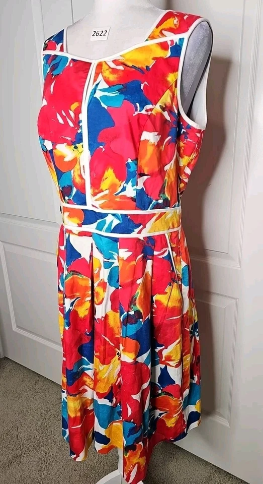 Vestido para mujer ELLEN TRACY calce y acampanado floral sin mangas talla mediana M Foto 2 de 4