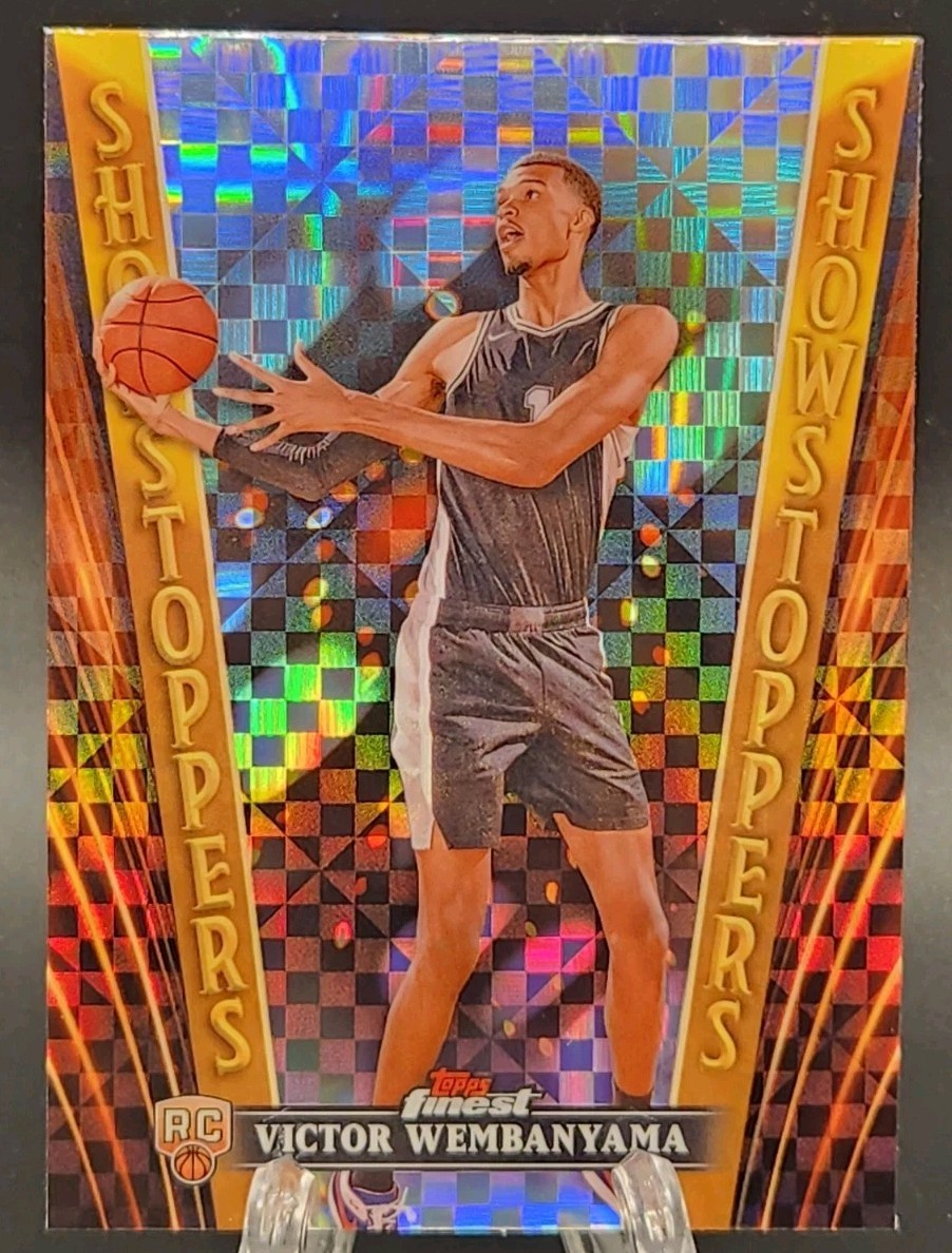 2023-24 Finest Showstoppers Checkerboard Refractor Victor Wembanyama Rookie RC