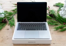 ***READ*** Apple MacBook Air 13.3" (256GB SSD, Intel Core i5, 1.60GHz, 8GB RAM)