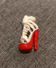 Monster High Schuh links von Purrsephone - Zombie Shake Shoes Mattel Puppe