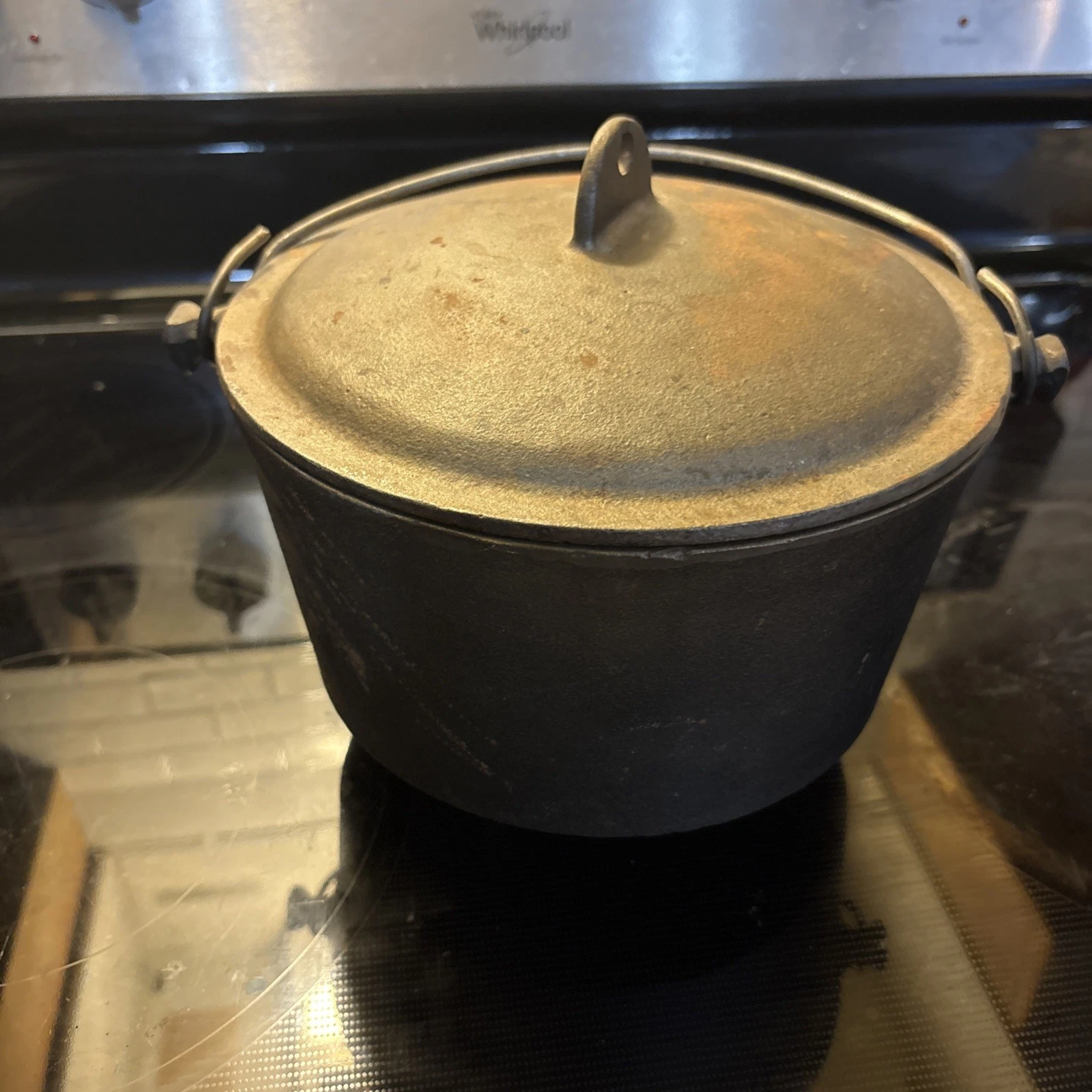 Vtg 8.5 In Cast Iron Round Bottom 3 Leg Bean Pot Lid Wire Handle USA RB 277 8