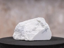 White Howlite Raw Healing Stone for Meditation, Reiki, Energy Healing, 1 pc