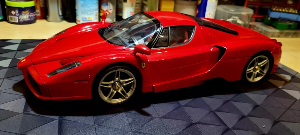 ferrari enzo 1/10 - Immagine 3 di 4
