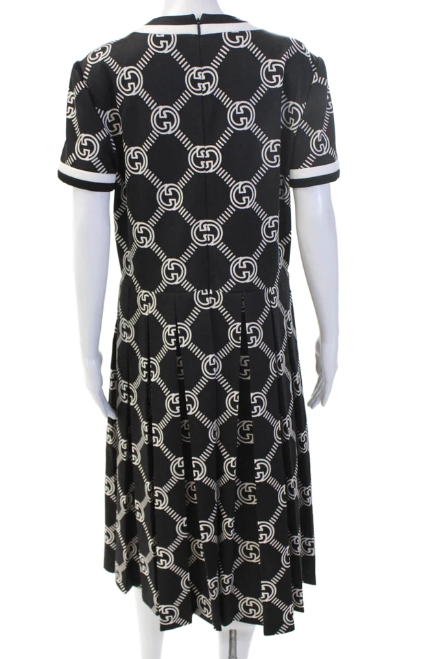 Gucci Women Shift Dress Black Geometric Full-Length Short Sleeve Zip Size XL - Image 3 of 4