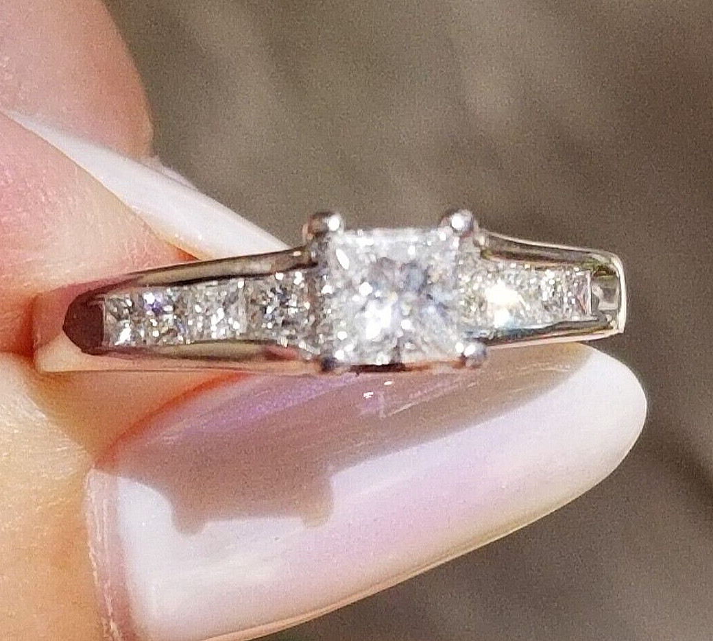 Beautiful Princess Solitaire Elevated Diamond 14k… - image 4