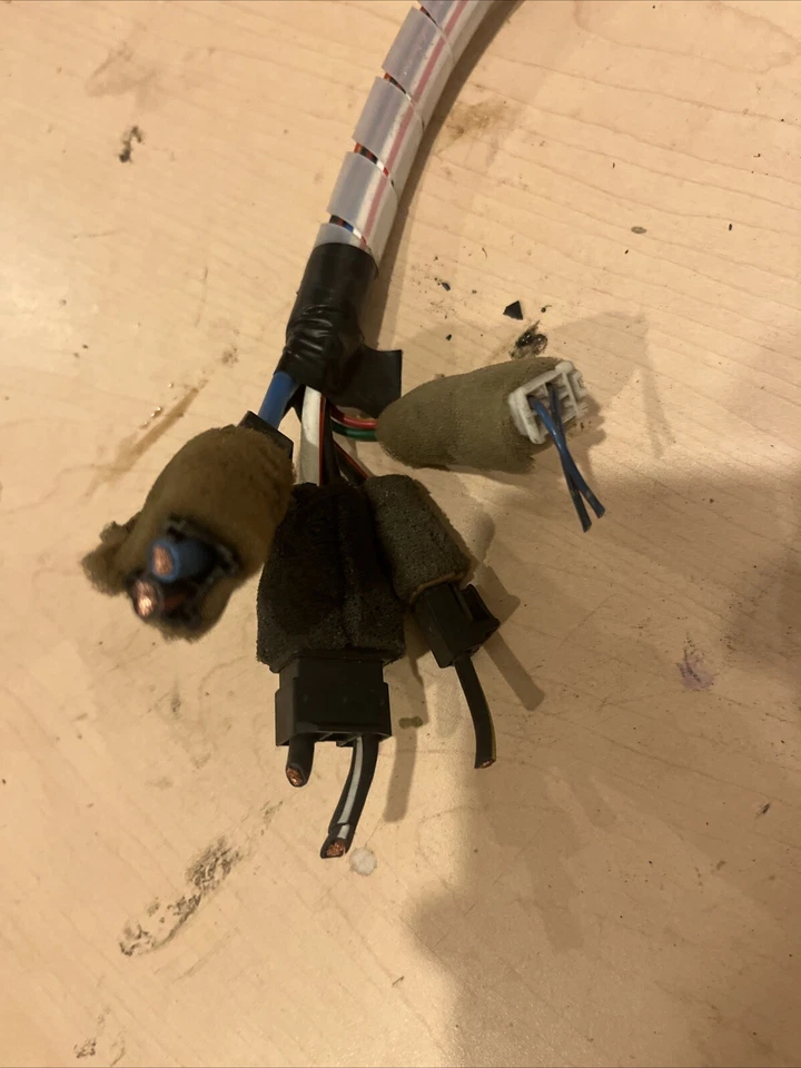 86-93 1992 MAZDA B2000 B2200 B2600 MAIN POWER IGNITION SWITCH WIRE HARNESS - Image 3 of 4