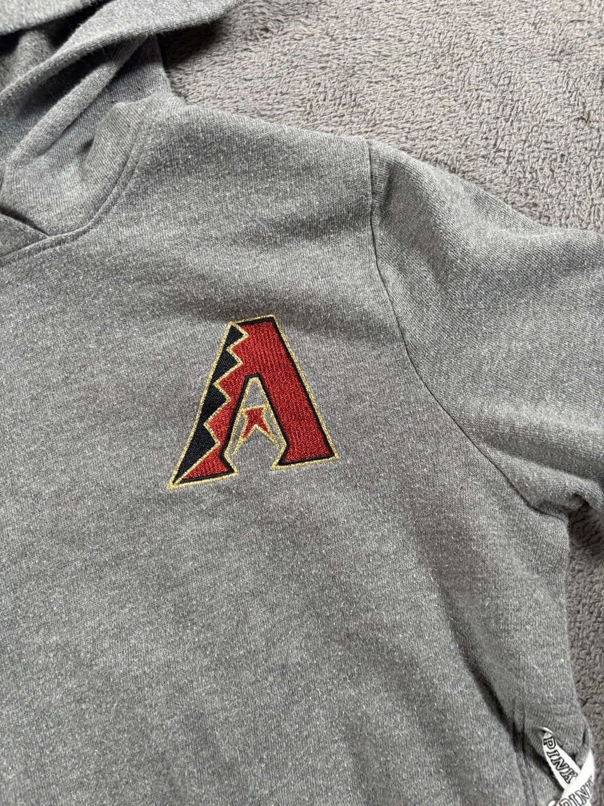 UNDERCOVER Maglione Arizona Diamondbacks donna XS felpa con cappuccio Victoria Secret grigio MLB baseball