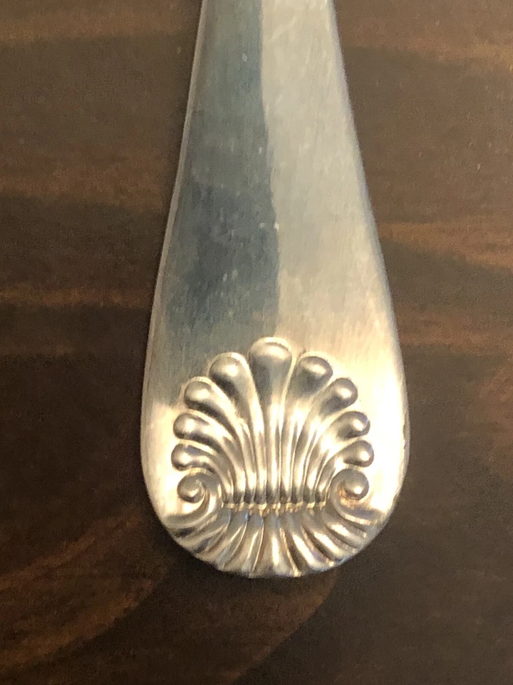 Cazuela de bayas grabada cuchara cubierta imperial plateada cubiertos 8 7/8" MCM Foto 4 de 4