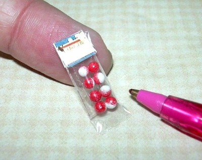 tiny fishing bobbers