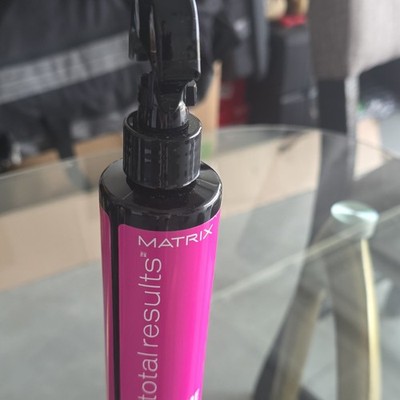 Matrix Total Results Keep Me Vivid Color Lamination Spray, Color Protection
