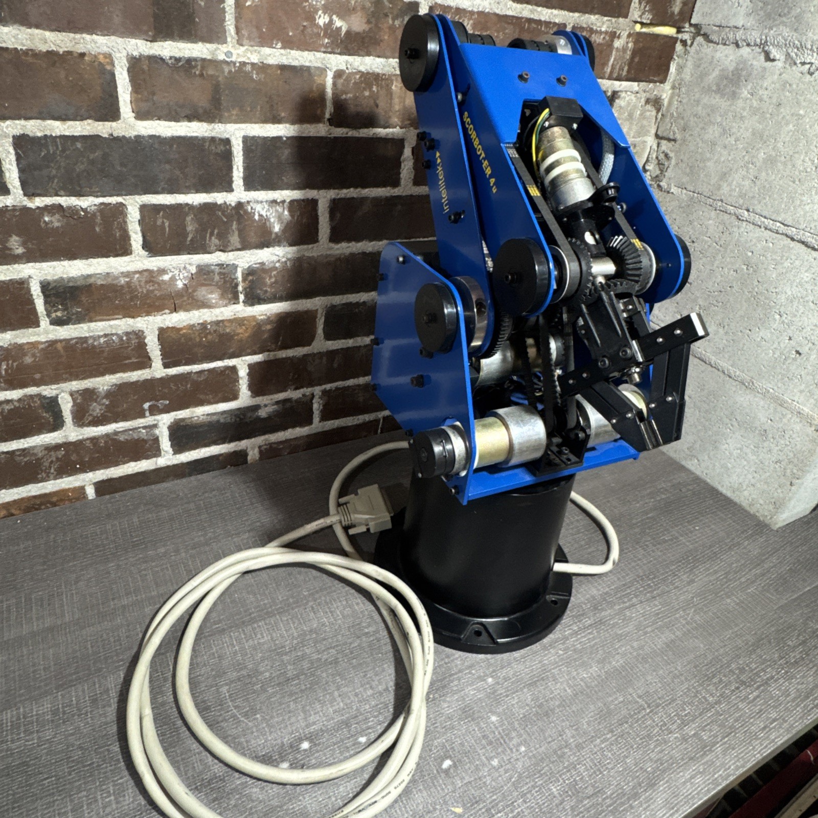 SCORBOT-ER4u Robotic Arm / Robot INTELITEK