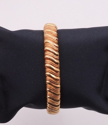 Vintage MONET Textured Gold Tone Hinged Clamper Bangle Bracelet Signed Classy