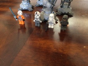 LEGO Star Wars: Motorized Walking AT-AT (10178) + Snow Speeder (30384)