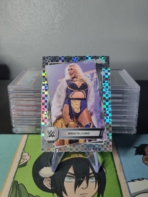 WWE Topps Chrome 2025 Nikkita Lyons X-Fractor Checkered Prism #171