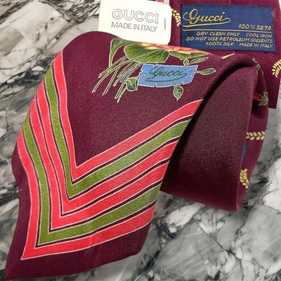 New Unused Gucci Neck Tie Red Floral Print 100%Silk Made in Italy
