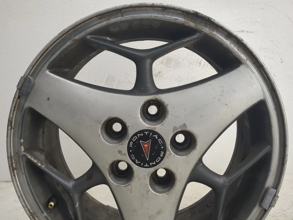 2000-2003 Pontiac Grand Prix Oem Wheel Rim NJ2OZ - Image 2 of 4