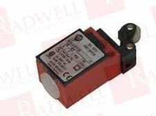 ALLEN BRADLEY 802A-A26P2-S9 / 802AA26P2S9 (USED)