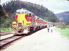 Sl60 Original slide 1977 Railroad Train Algoma Central # 151 boarding 235a