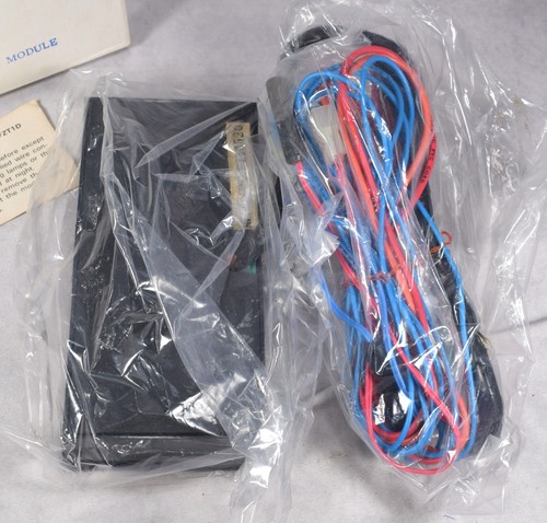 Vintage Cal Custom Hawk Command Module Z1151 TDS33 Car Computer, NOS New in Box - Picture 2 of 6