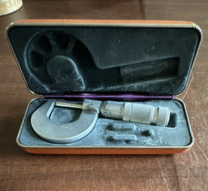 Brown & Sharpe Outside Mechanical Micrometer Measuring Tool w/ Fitted Case