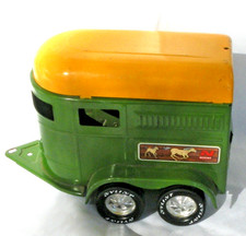 NYLINT HORSE TRAILER with RAMP -1970s Vintage Farm Toy