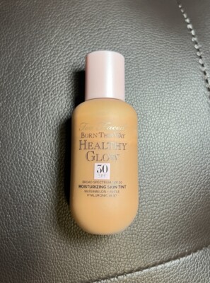 Too Faced Born This Way Healthy Glow Skin Tint SPF 30 Foundation: Butter Pecan