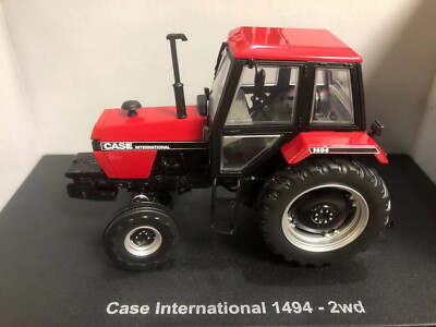 Tracteur Miniature Case International 1494 2WD - Universal Hobbies 1/32