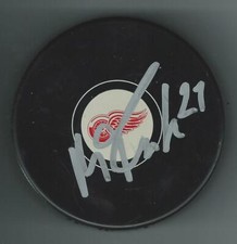 Martin FRK Signed DETROIT RED WINGS Puck 