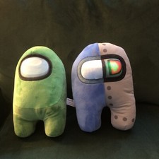 Among Us Plush X 2 .  25 cm. , feature light & sound .