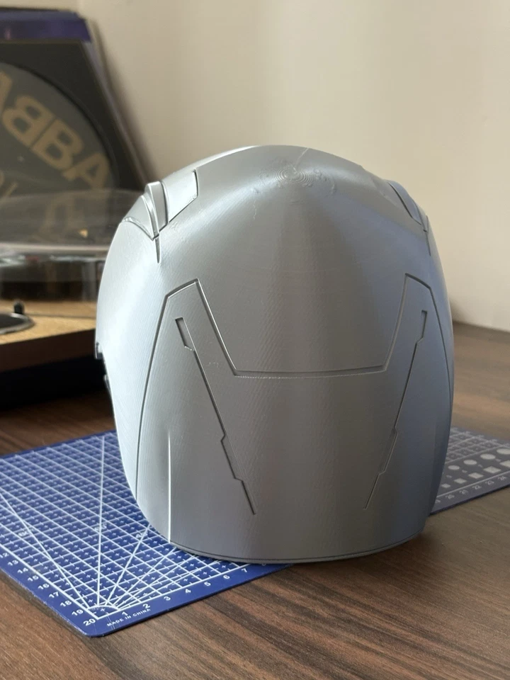 Silver 3D-Printed Daredevil “Born Again” Helmet – Magnet fit – Mesh Eye Lenses - Image 4 of 4