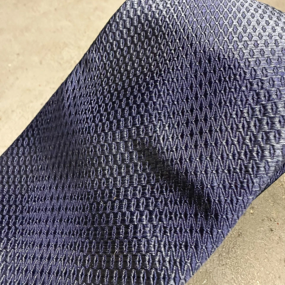 Corbata Lanvin Paris 100% Seda Hecha en Francia Malla Tejida Azul 3.75" Foto 2 de 4