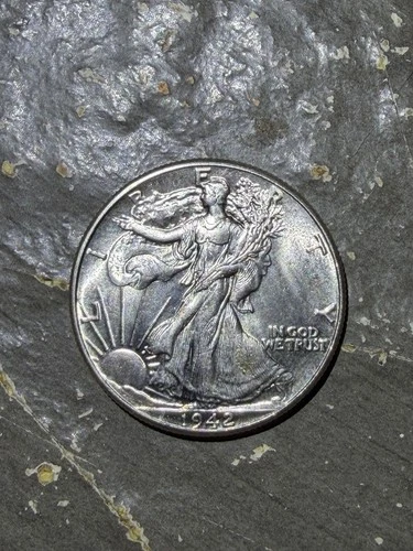 1942 US Walking Liberty Half Dollar 50C Silver Coin