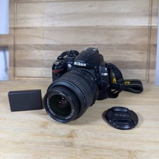 Nikon D3000 Digital SLR Camera w/ AF-S 18-55mm 1:3.5-5.6 G DX VR *READ*