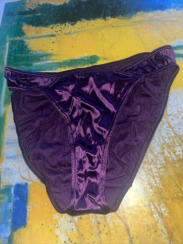 Victoria's Secret VINTAGE Y2K Medium Silky Second Skin High Hi-Cut Brief Panties
