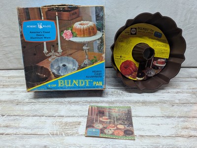 Vintage Nordic Ware Heavy Duty Fluted Bundt Cake Pan Natural Aluminum 12 Cup