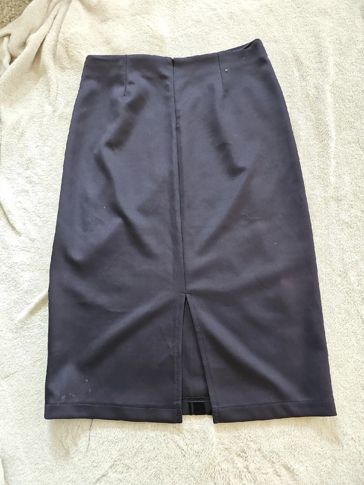 MUSTARD SEED Black Pencil Skirt - Size M. Color: Black/purple. HC - Image 4 of 4