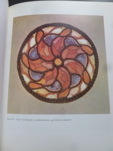 TATTING TECHNIQUES by ELGIVA NICHOLLS OLD REVIVALS and NEW EXPERIMENTS (1976) - Picture 11 of 16