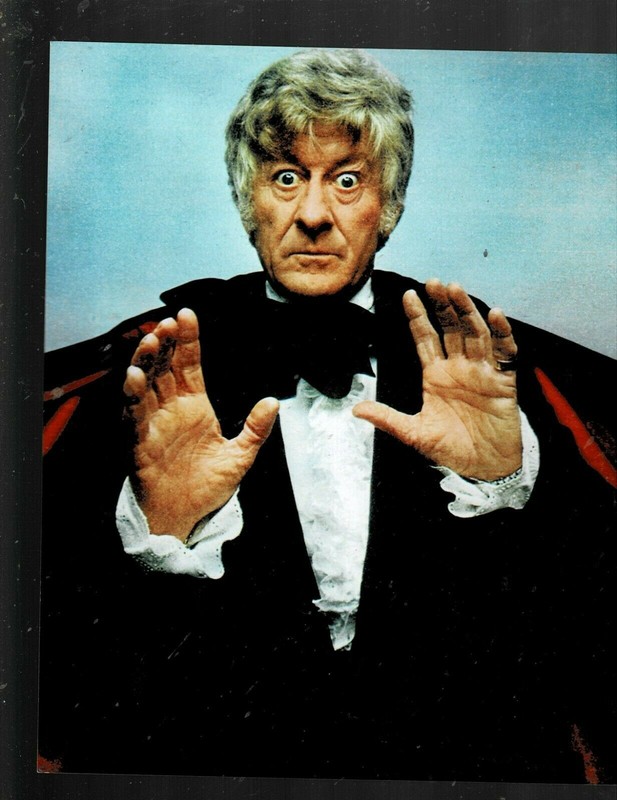 SUPER RARE!! 8X10 VINTAGE JON PERTWE "DR WHO" SCENE PHOTO!!