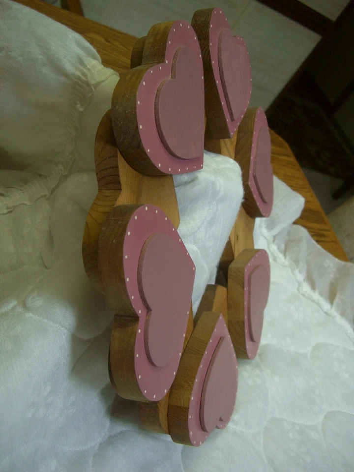 Placa de pared/puerta redonda de madera vintage hecha a mano de 13,5"/corazones malva/lunares blancos Foto 3 de 4