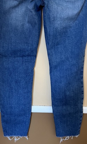 Lucky Brand Ava Mid Rise Crop Medium Wash Jeans Size 0/25 Raw Hem 26x25 Blue - Picture 11 of 15